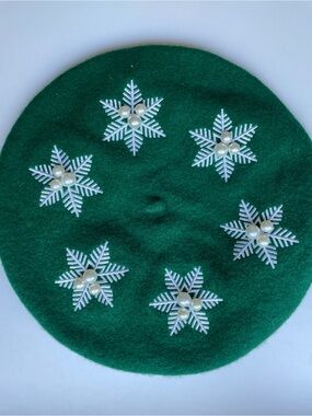 Green Felt Beret with White Snowflake and Hidden Mickey Pearls